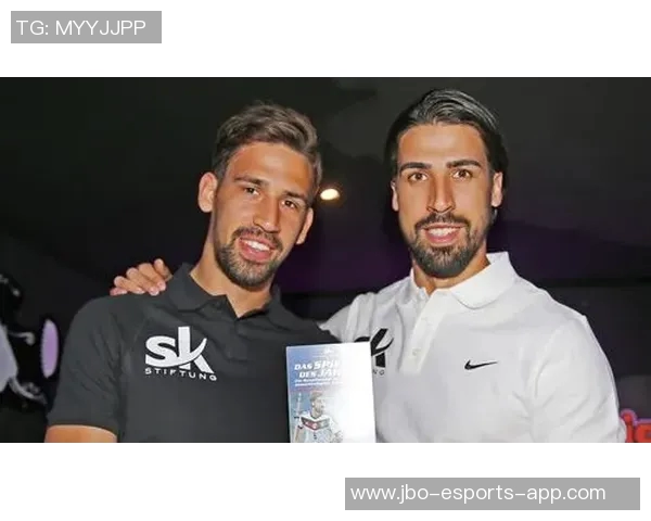 以西罗足球球星成长历程与辉煌成就全面解析