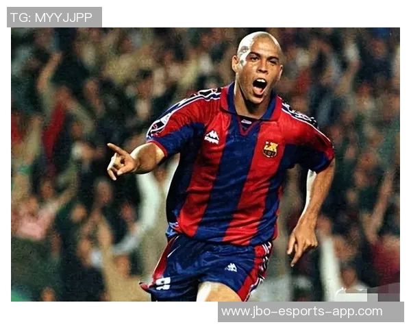 现役足球50大球星全方位解析 力压群雄的技术风采与赛场传奇 现役足球50大球星全方位解析 力压群雄的技术风采与赛场传奇